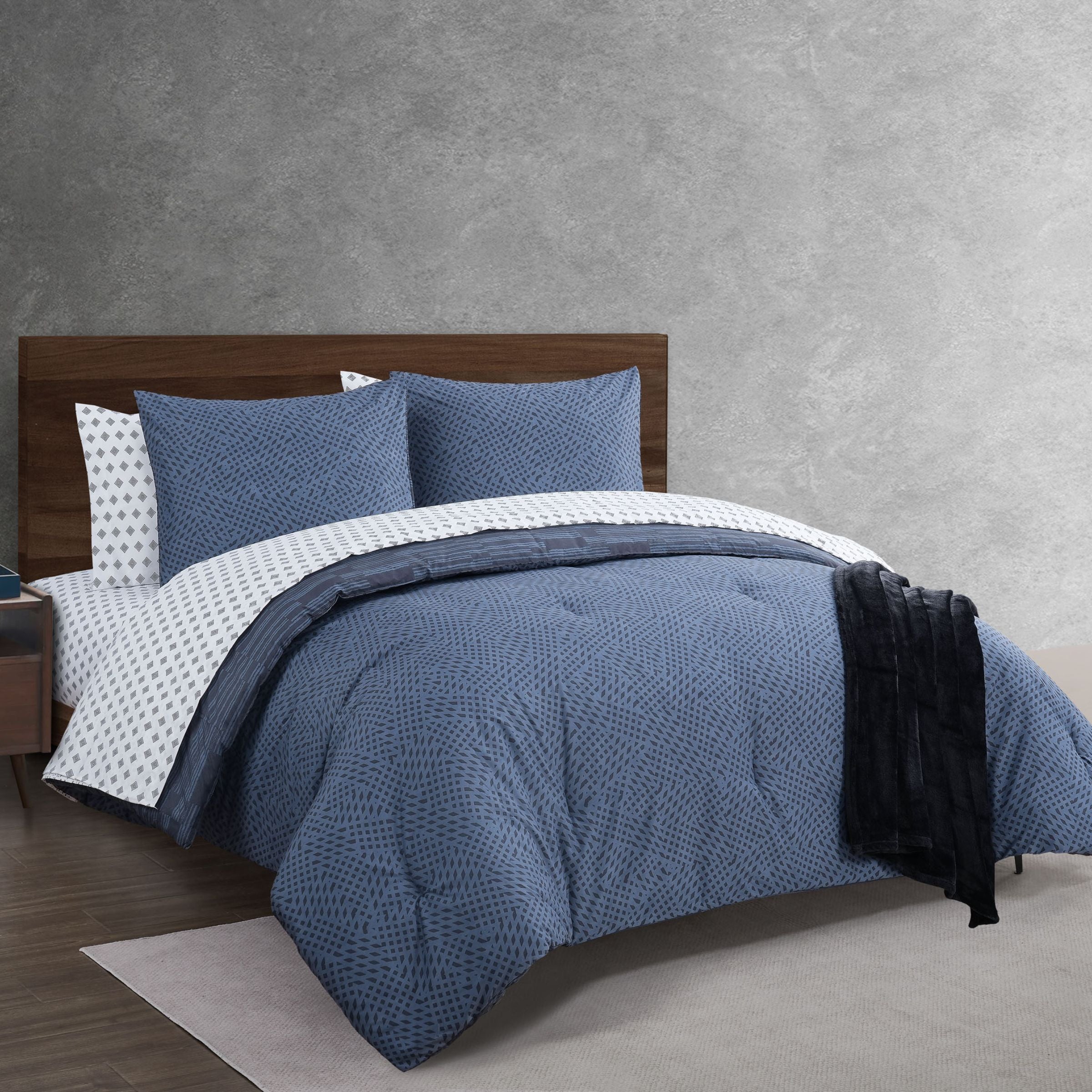 Crystie 8pc Comforter Set