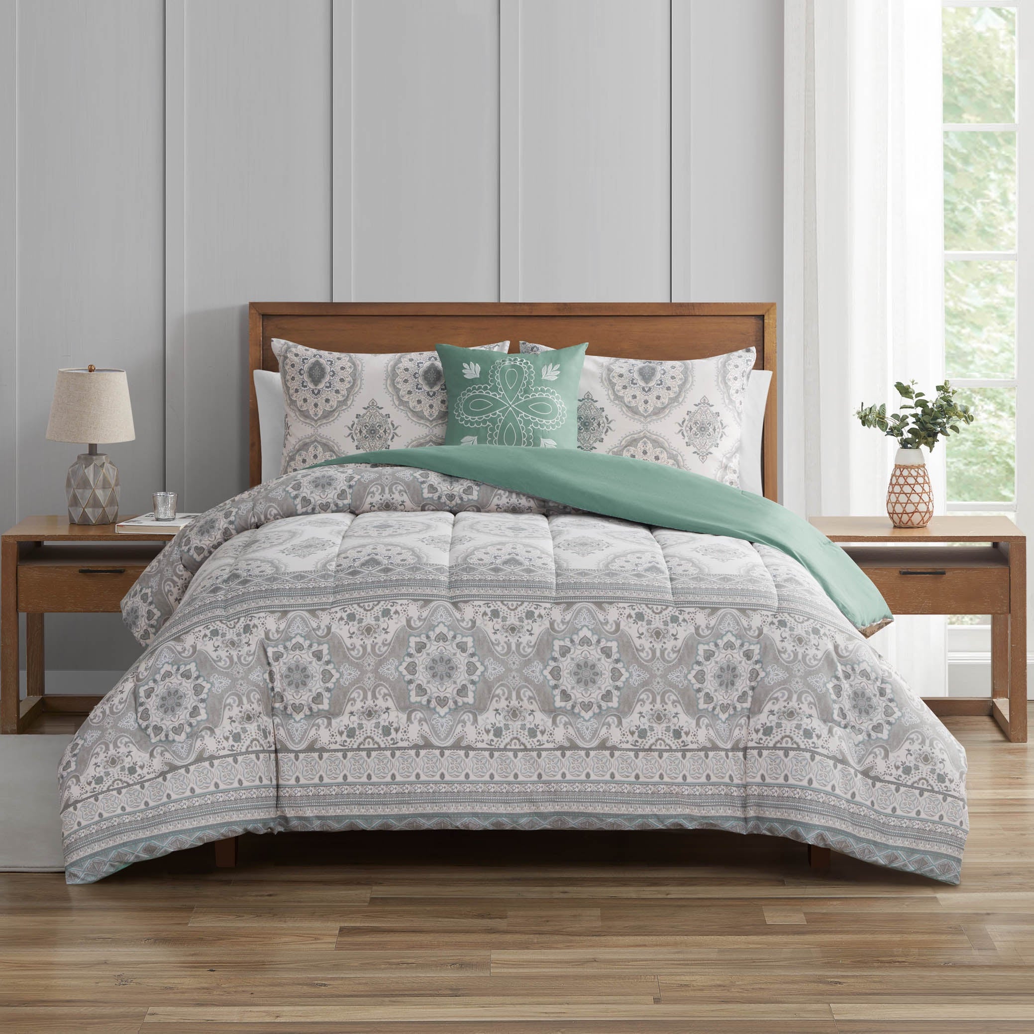 Bethal 4pc Comforter Set