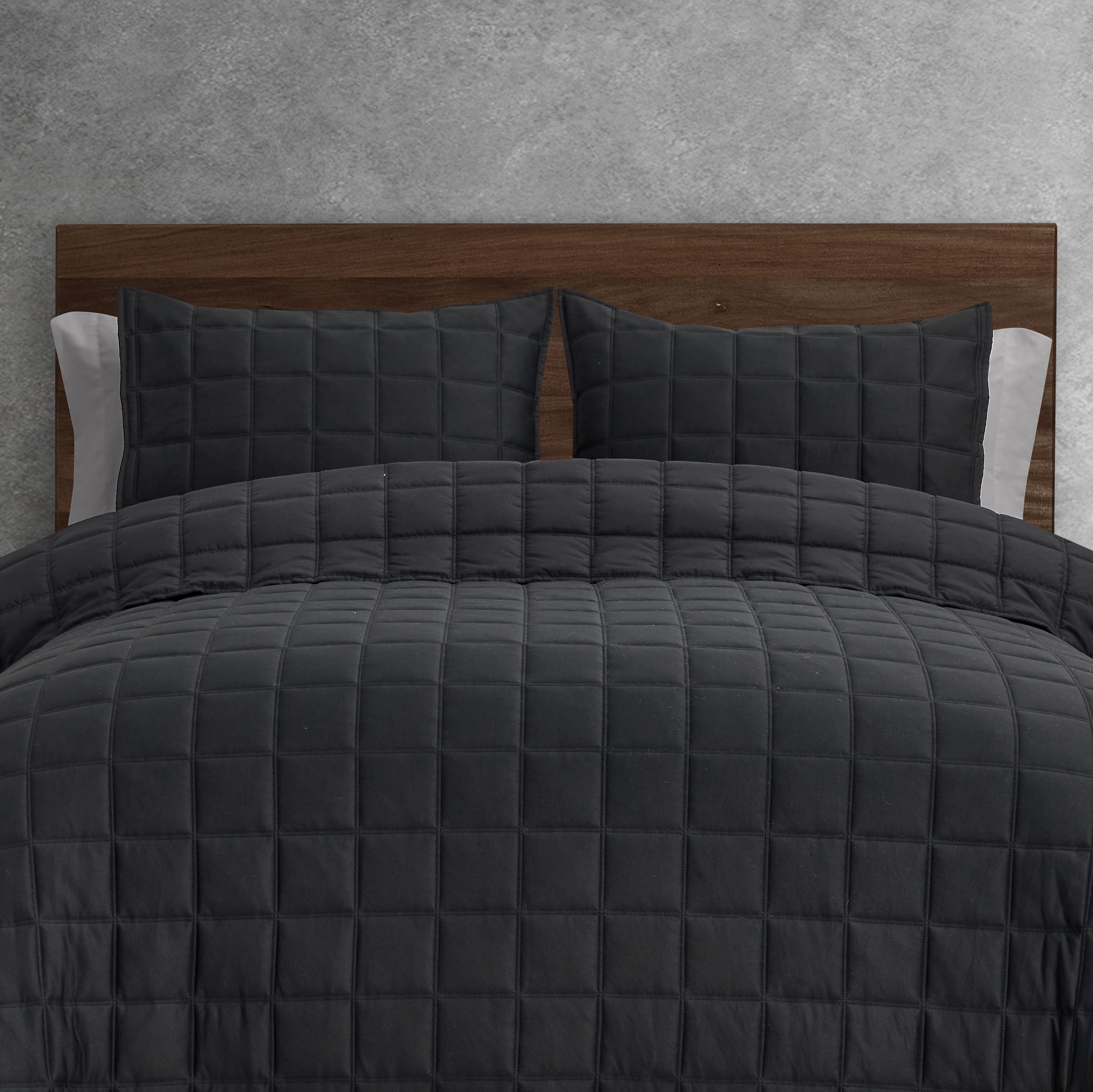 Clarice Cream Quilt Set