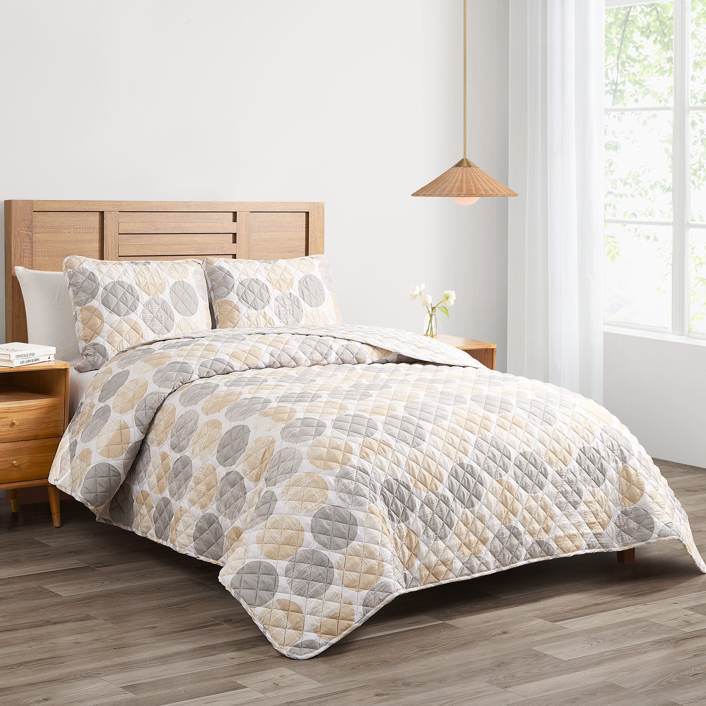 Doyle 3 Piece Quilt Set