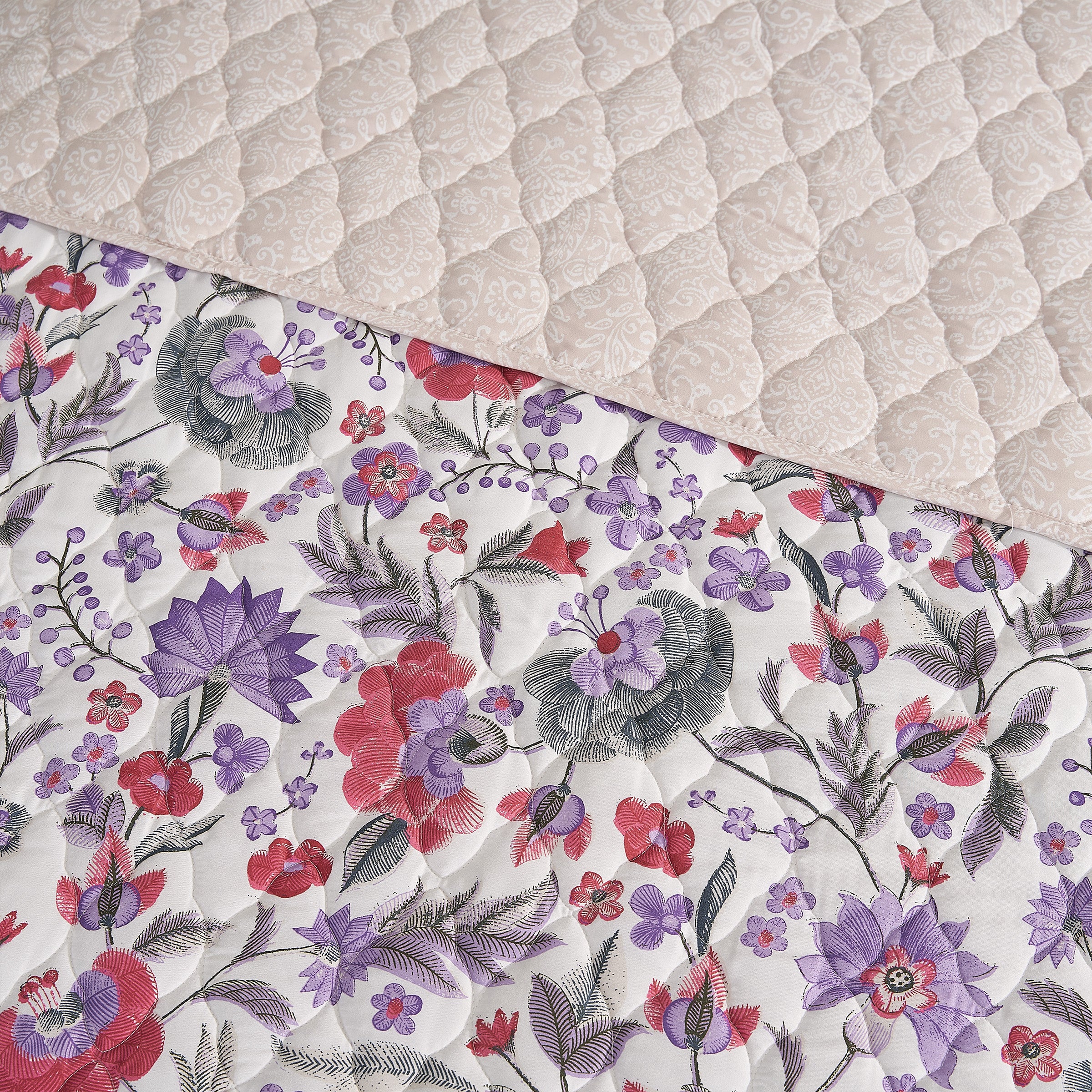 Kellan 3 Piece Quilt Set