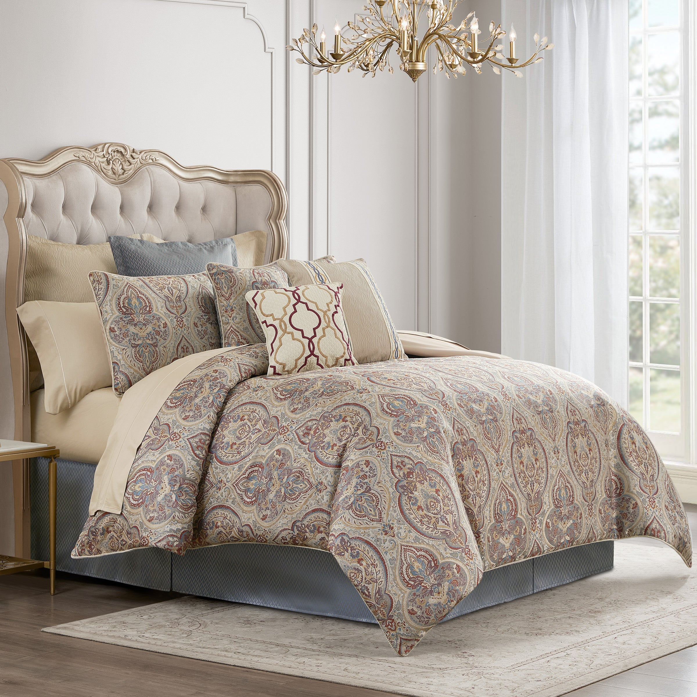 Lewiston 4 Piece Comforter Set