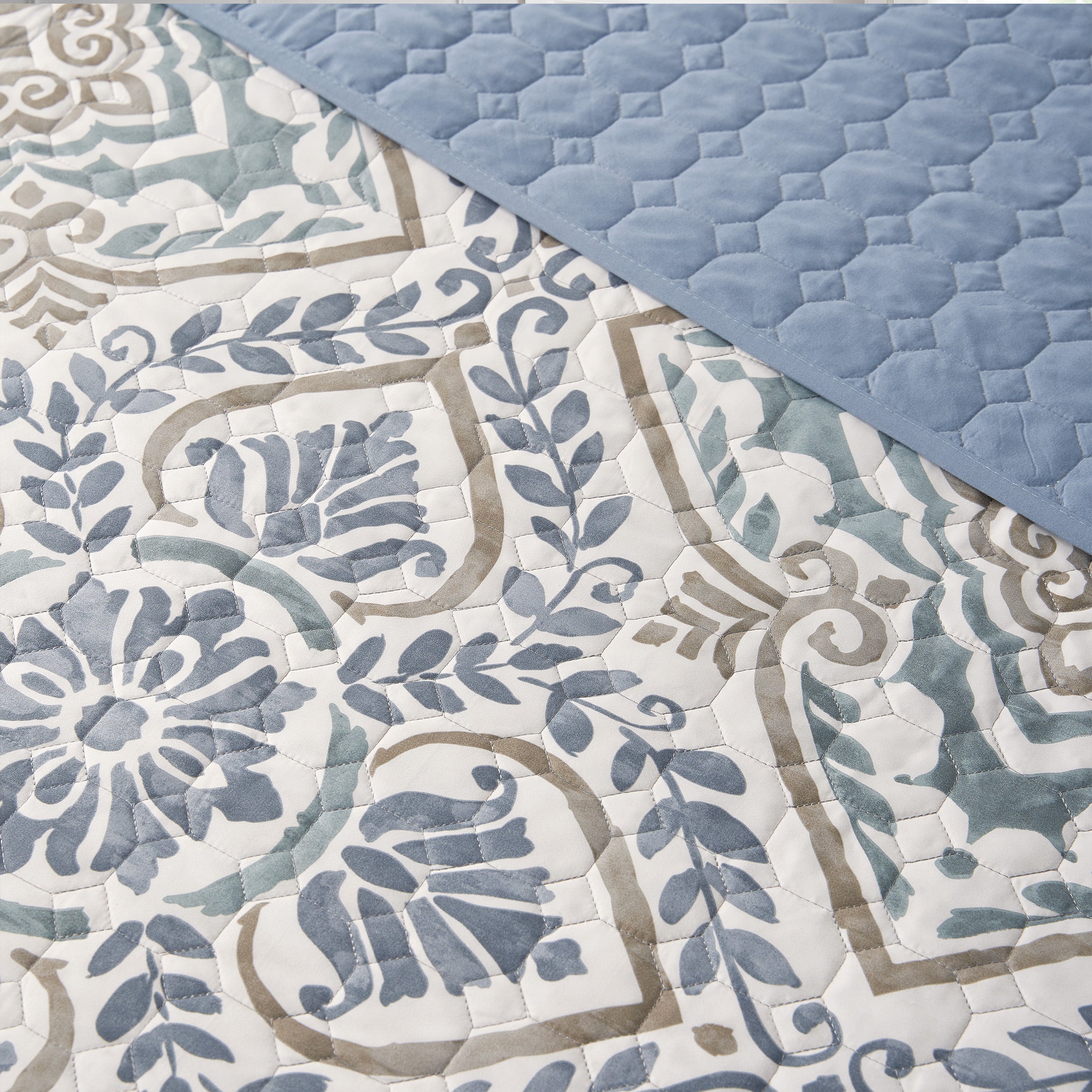 Sofia 3 Piece Quilt Set