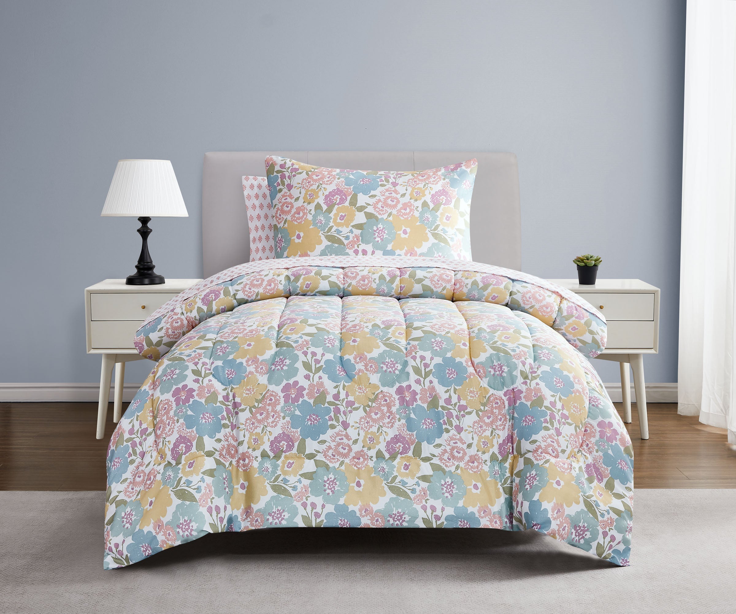 Spring Blooms 5 Piece Twin XL Comforter Set