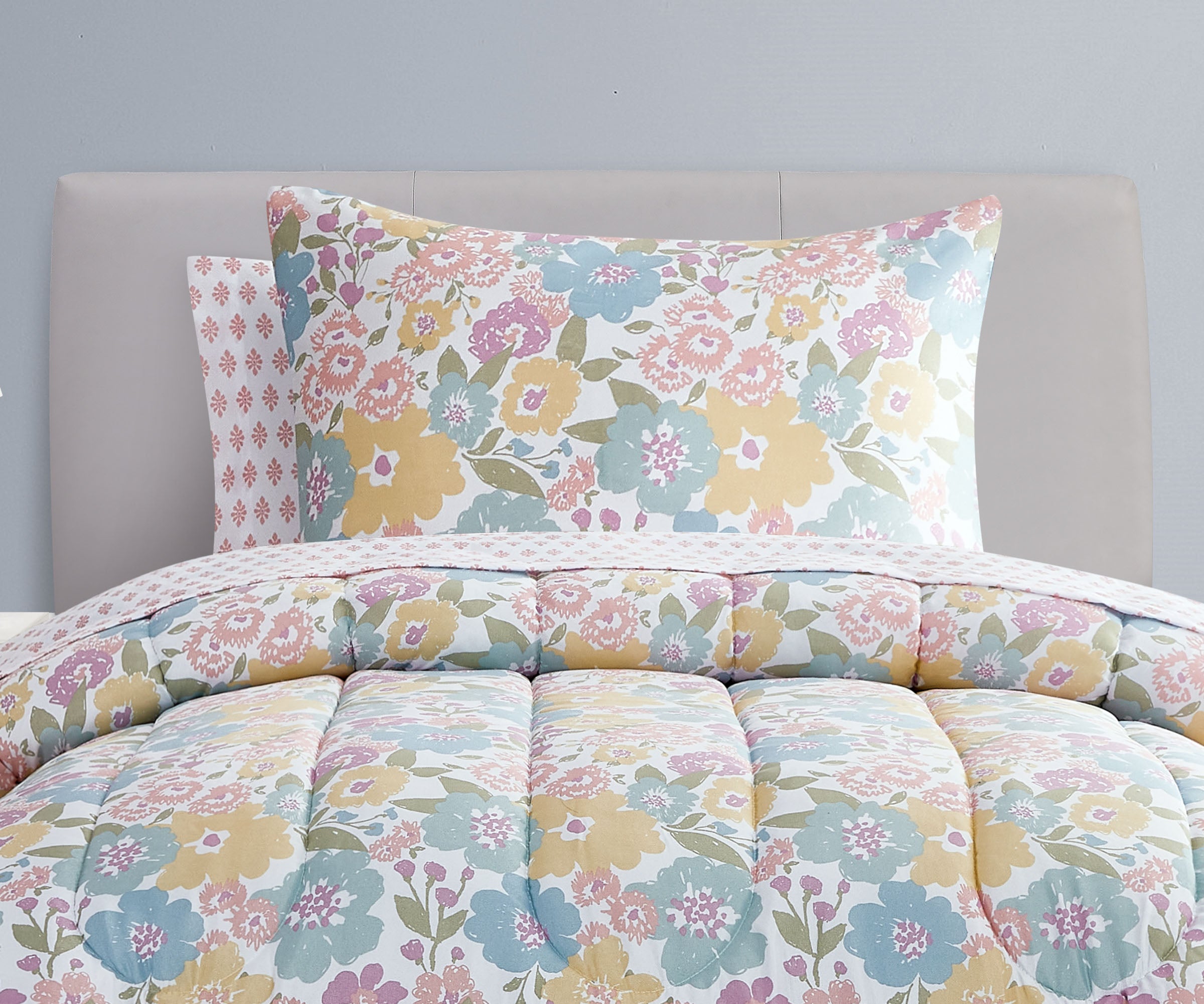 Spring Blooms 5 Piece Twin XL Comforter Set