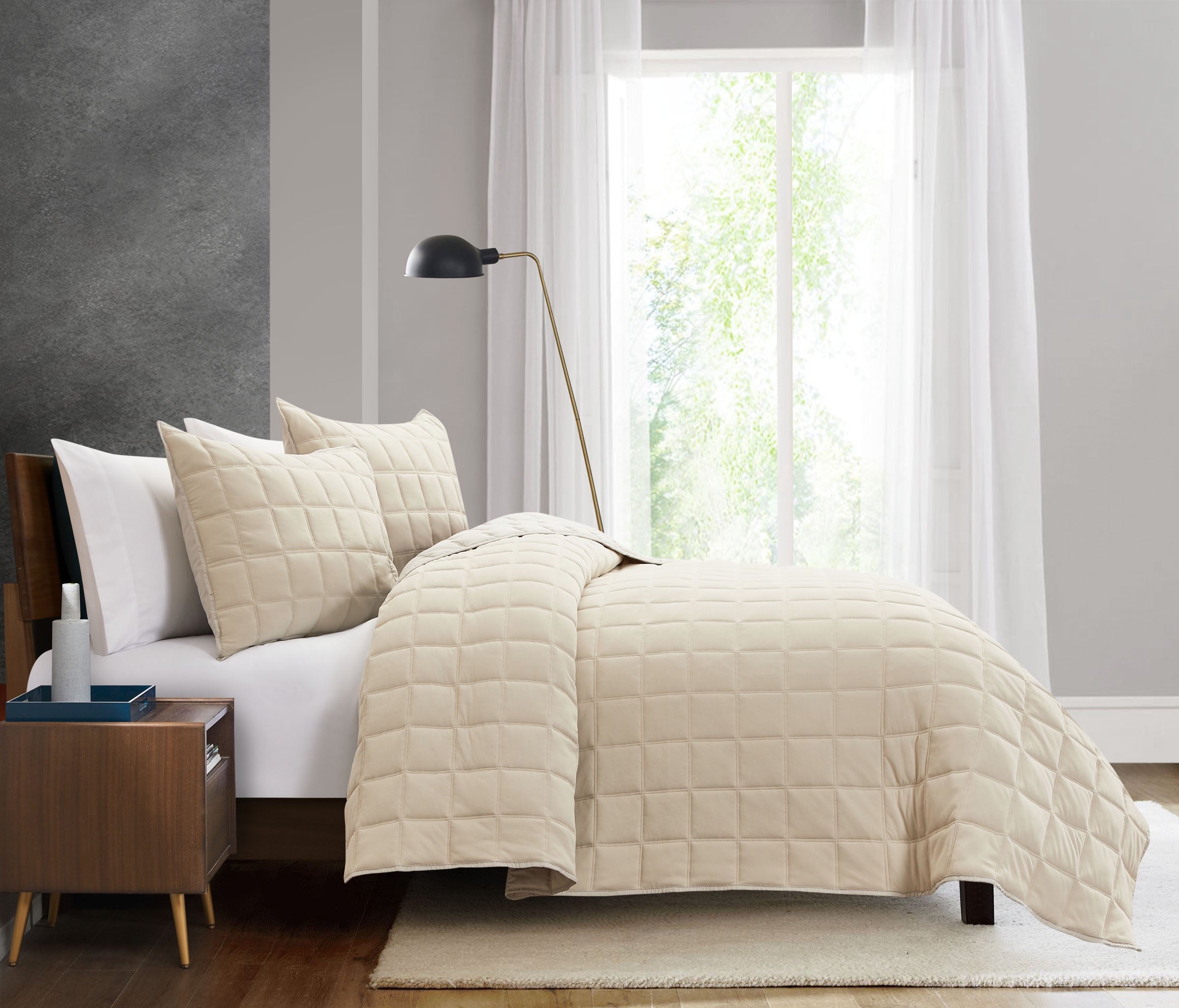 Clarice Cream Quilt Set