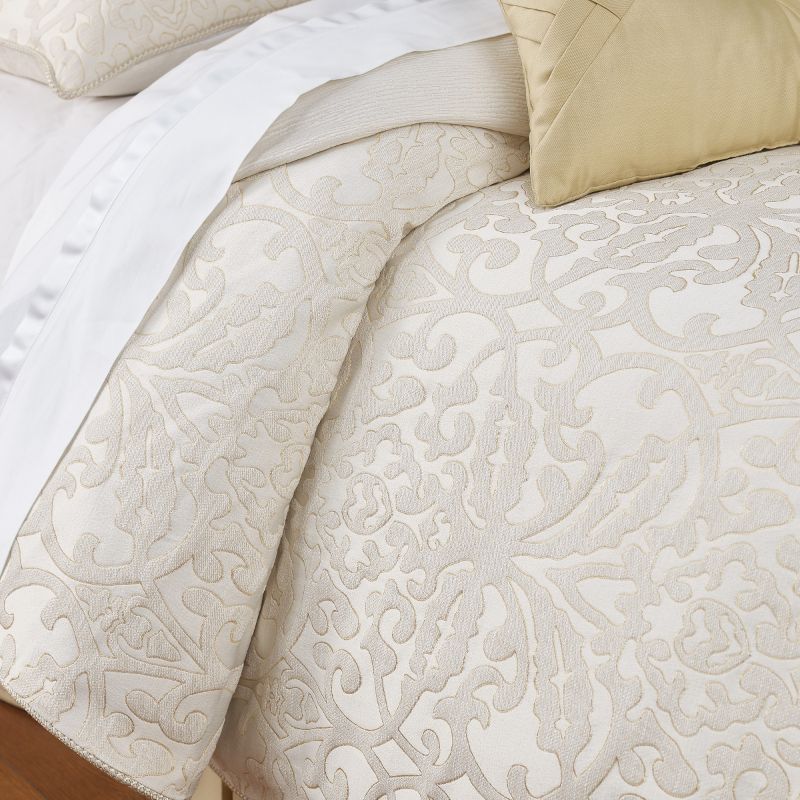 Valetta 6 Piece Comforter Set