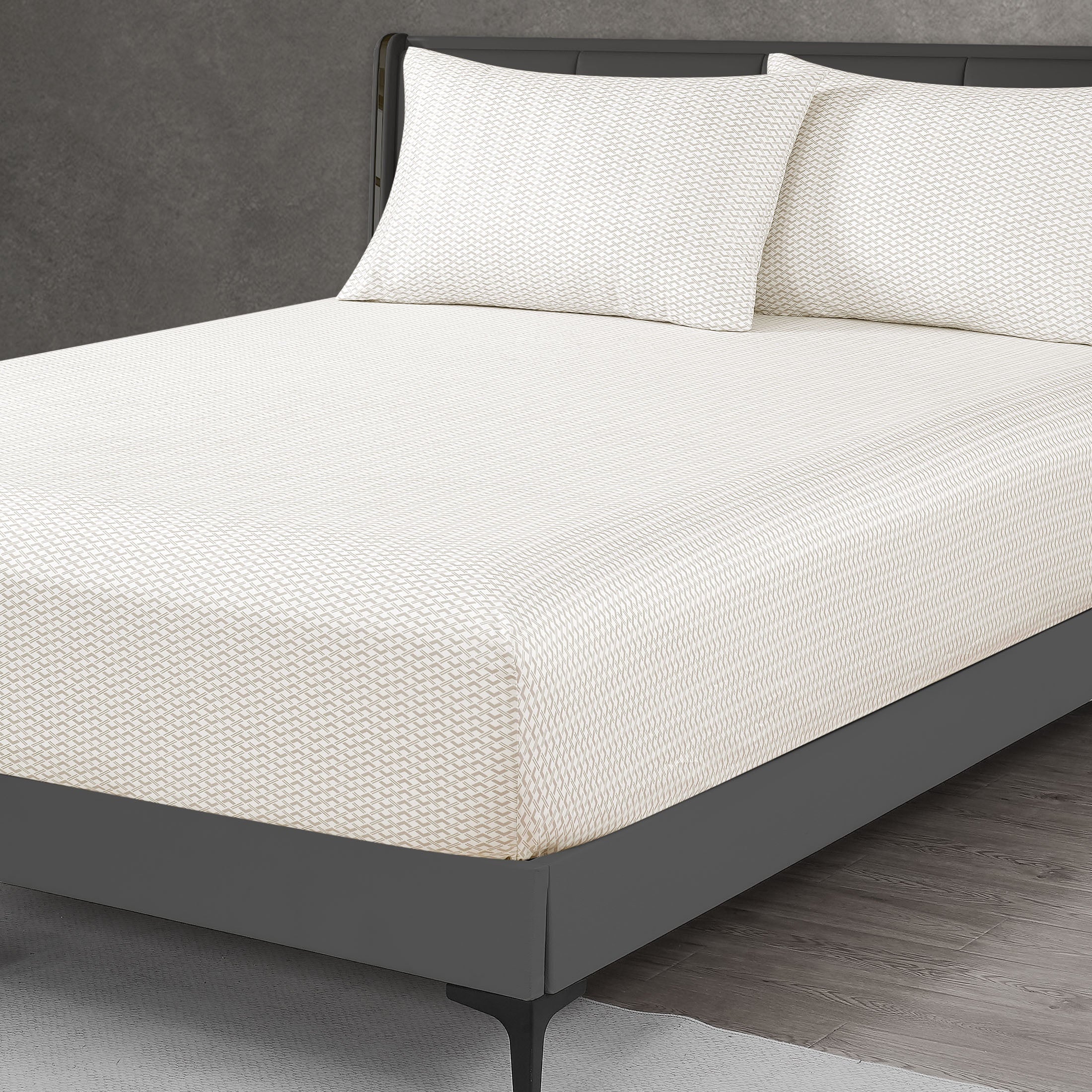 Haydee Neutral Sheet Set