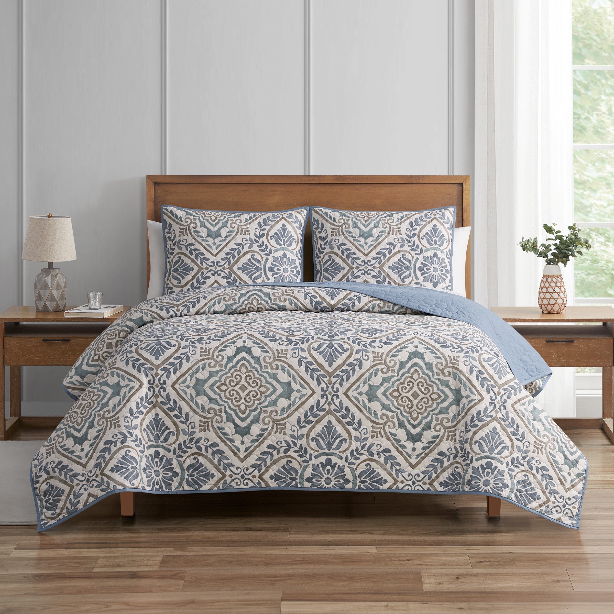 Sofia 3 Piece Quilt Set