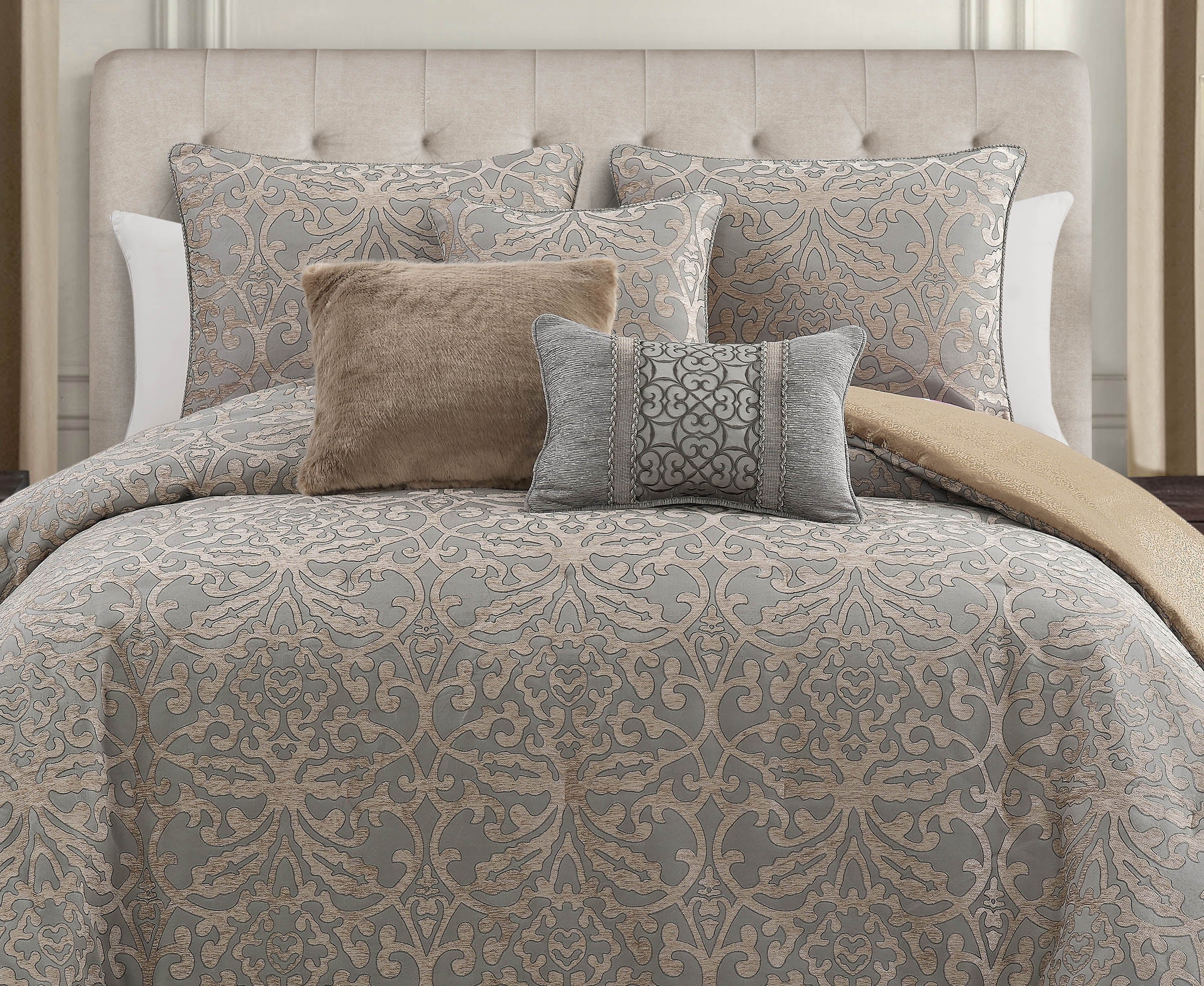 Carrick 3pc Comforter Set