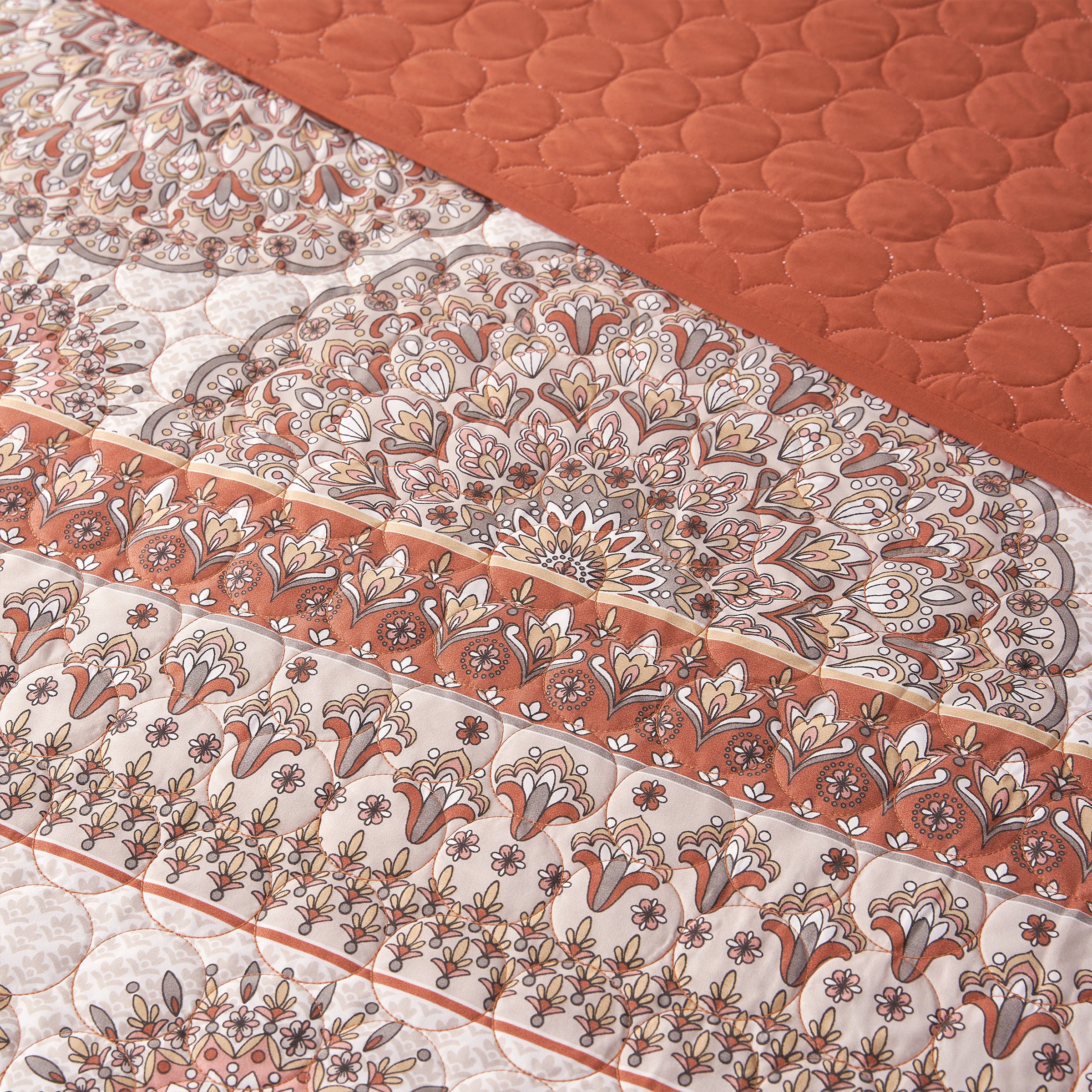 Darlington 3 Piece Quilt Set