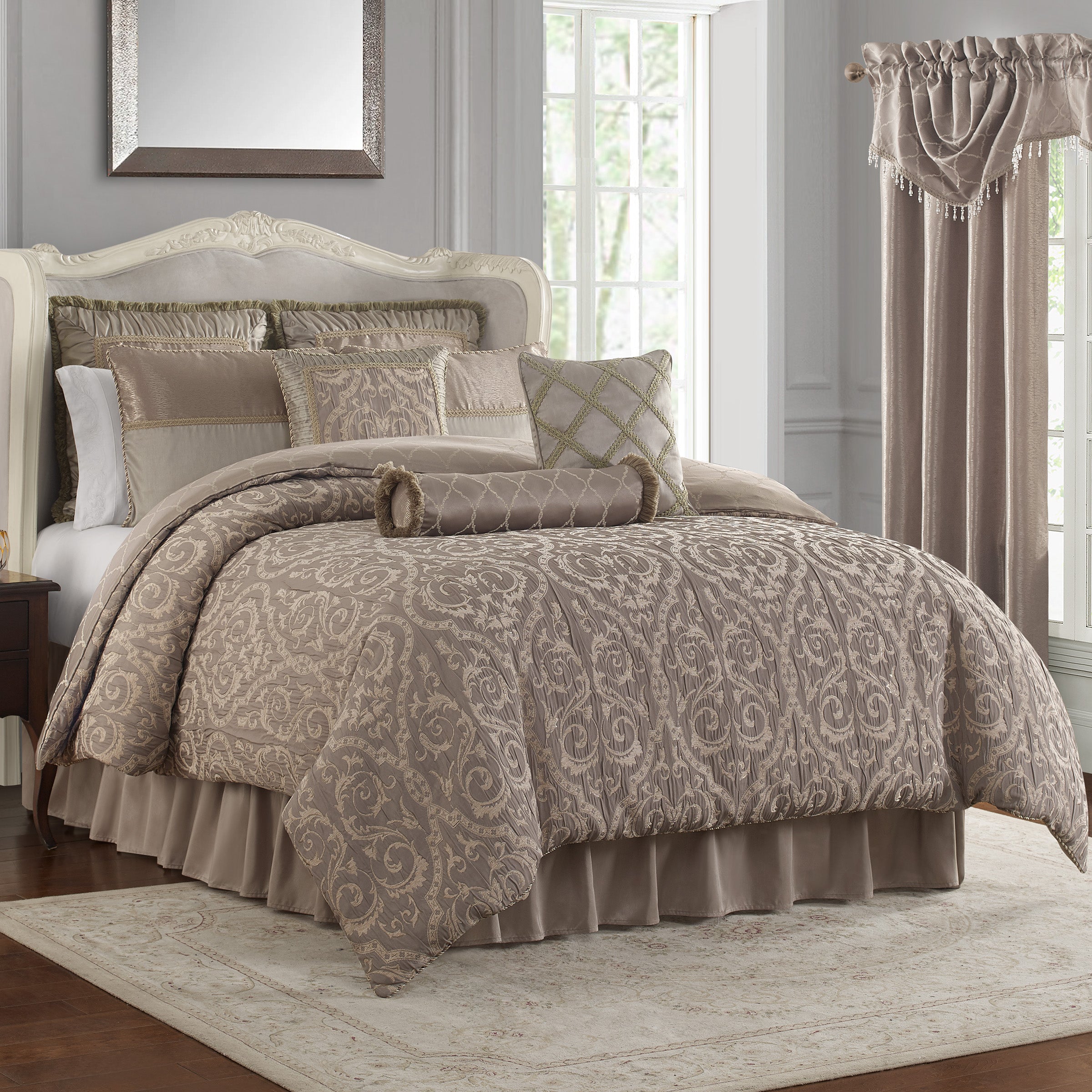 Hazeldene 6 Piece Comforter Set