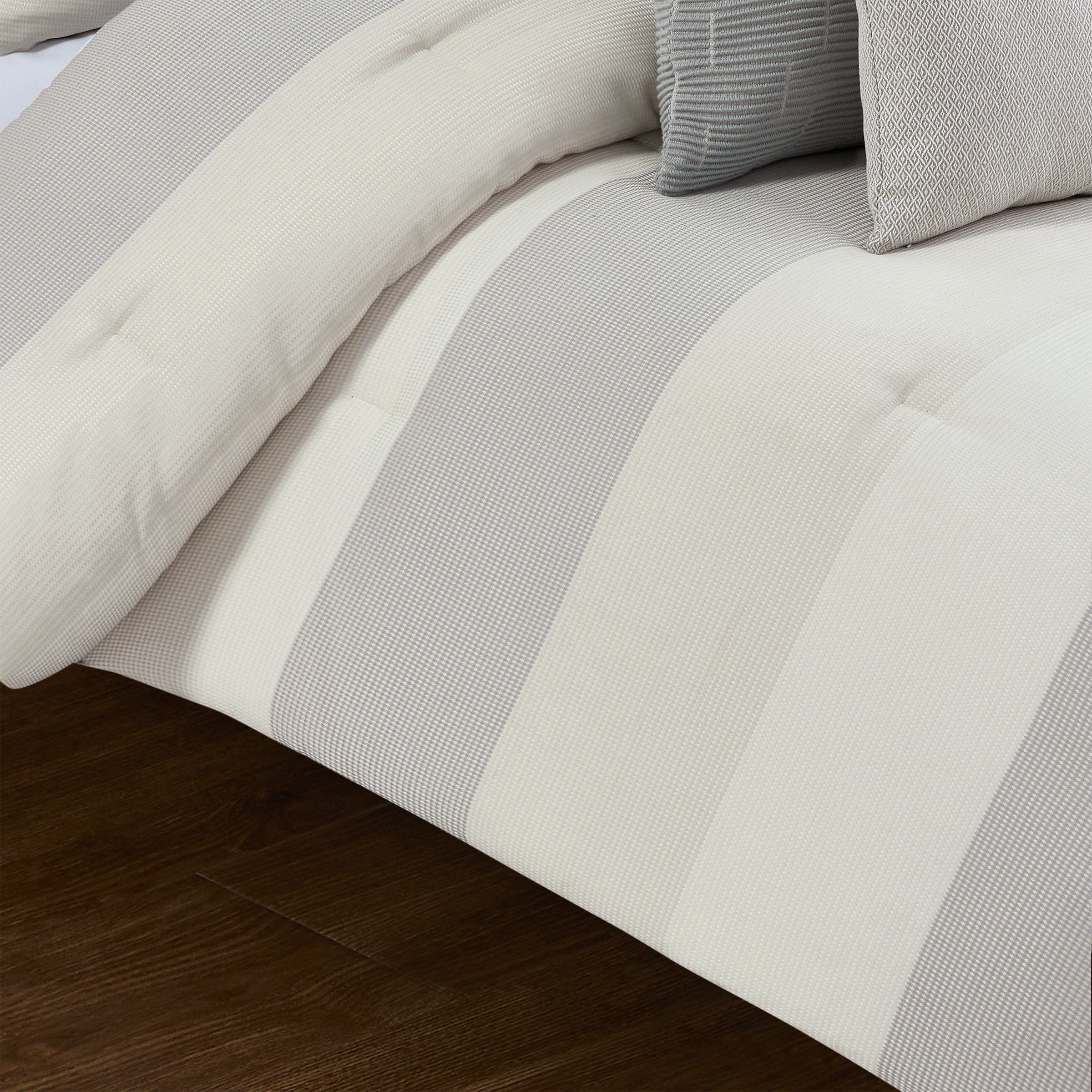 Isabella 3pc Comforter Set
