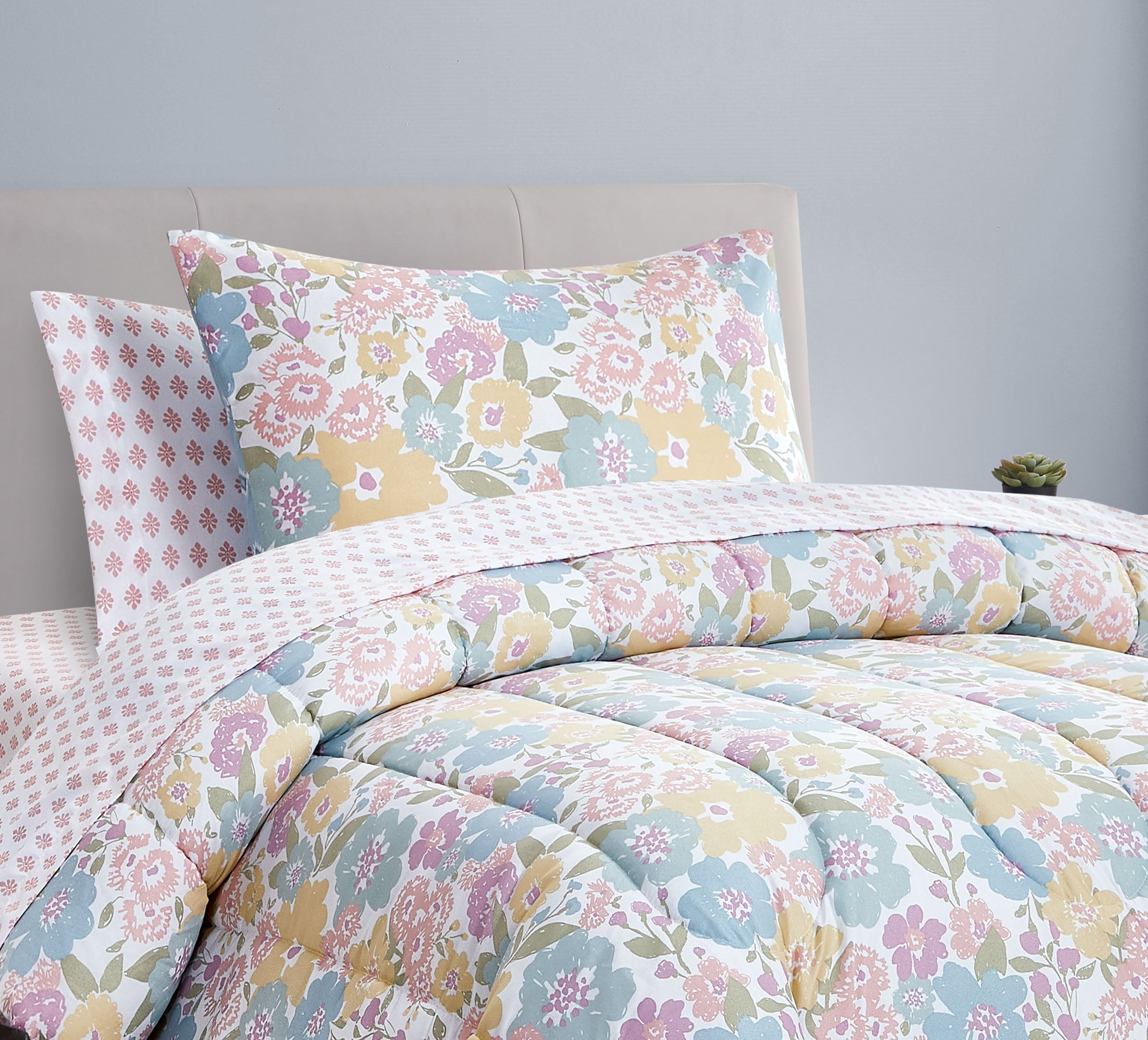 Spring Blooms 5 Piece Twin XL Comforter Set