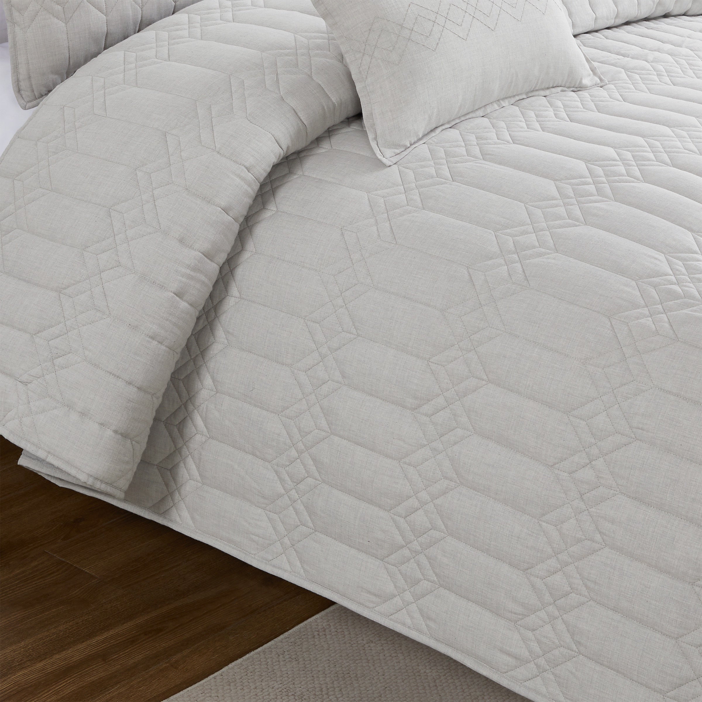 Harmonia Gray 3pc Quilt Set